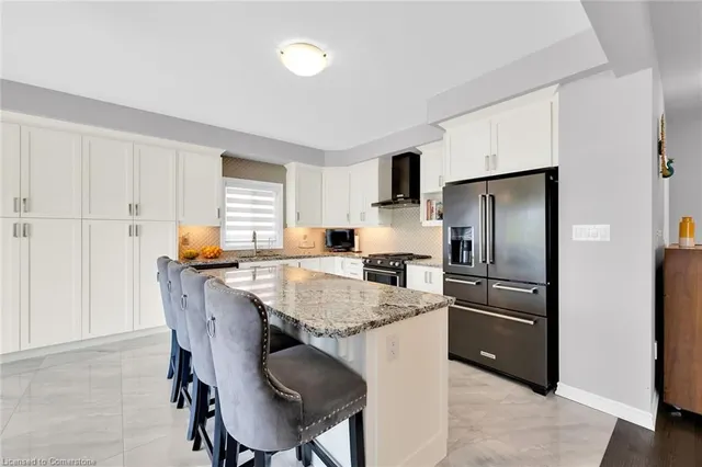 Additional image 16 of 56 Bellroyal Cres