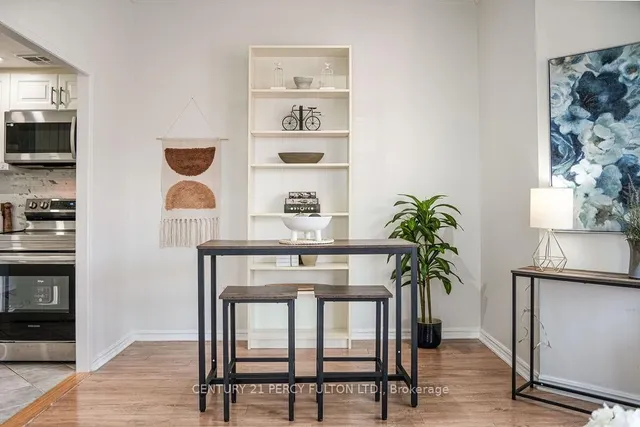 Additional image 9 of 20 Dean Park Rd Unit 1215