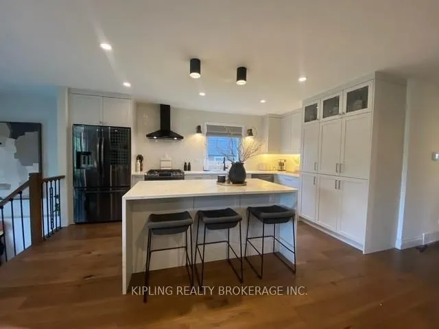 Additional image 7 of 923 Daryl Dr