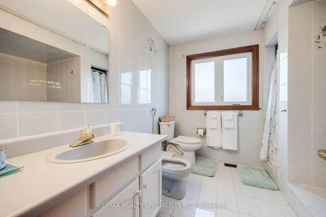 Additional image 20 of 1445 Brentano Blvd