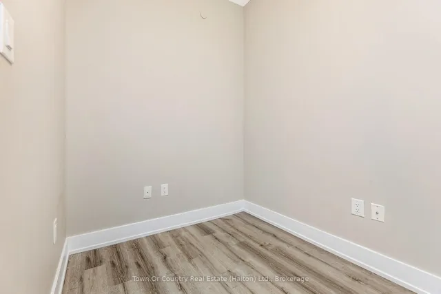 Additional image 27 of 450 Dundas St Unit 324