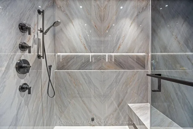 Additional image 31 of 113 Dupont St Unit 201