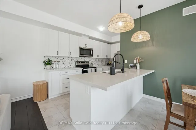 Additional image 14 of 371A WESTWOOD Dr