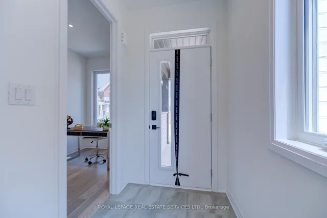 Additional image 2 of 3222 Crystal Dr