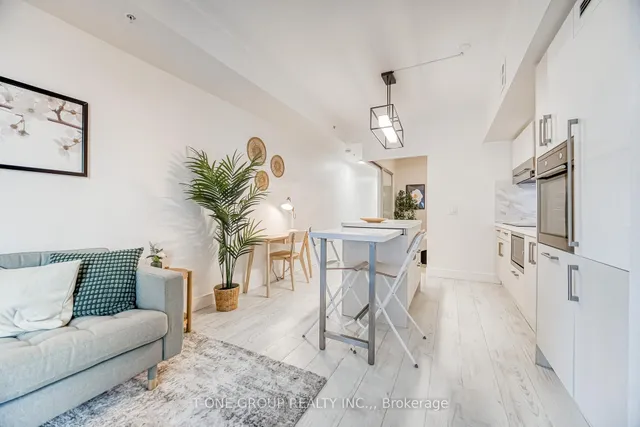 Additional image 17 of 39 Sherbourne St Unit 1201