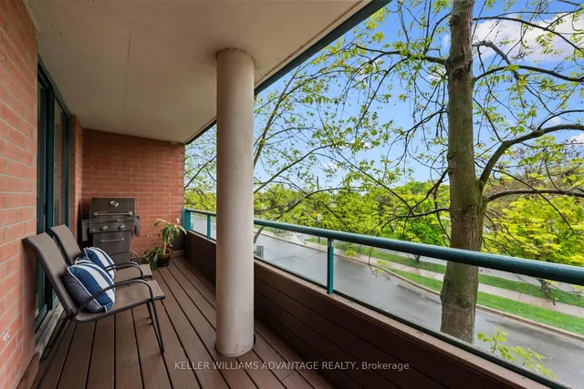 Additional image 23 of 1733 Queen St Unit 210