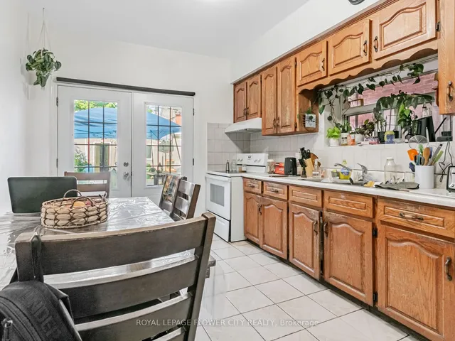 Additional image 6 of 85 Gladstone Ave