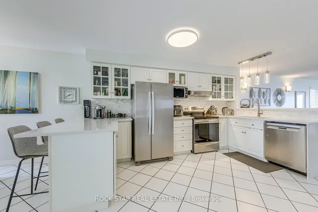 Additional image 10 of 515 North Service Rd Unit 31