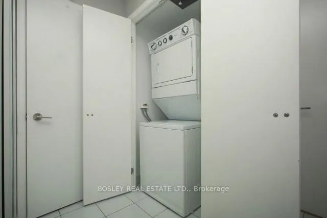 Additional image 14 of 209 Fort York Blvd Unit 468