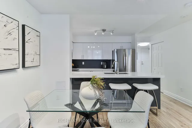 Additional image 6 of 330 Adelaide St Unit 308