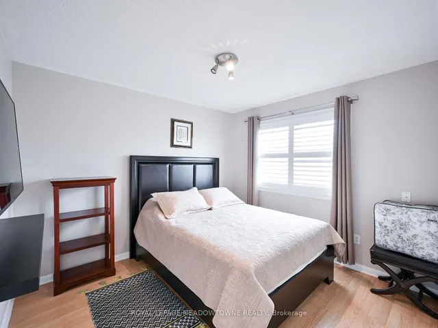 Additional image 19 of 634 Hamilton Cres