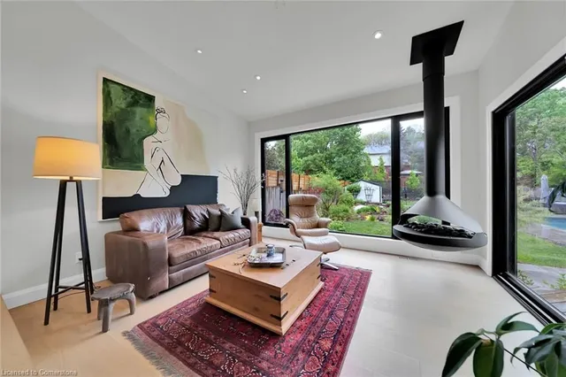 Additional image 18 of 36 Parkside Ave