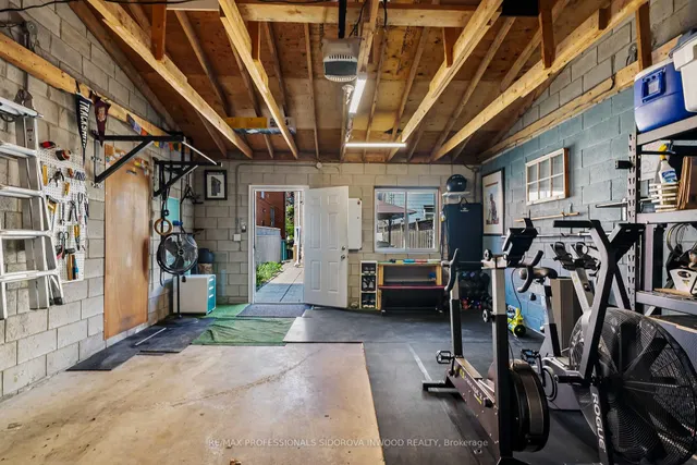 Additional image 42 of 242 Harvie Ave