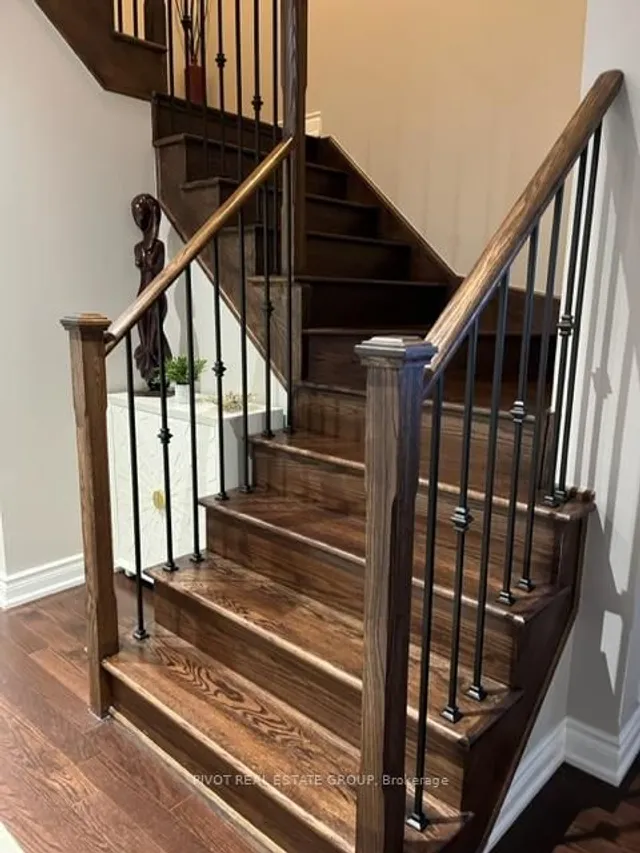 Additional image 19 of 1292 Clarriage Crt