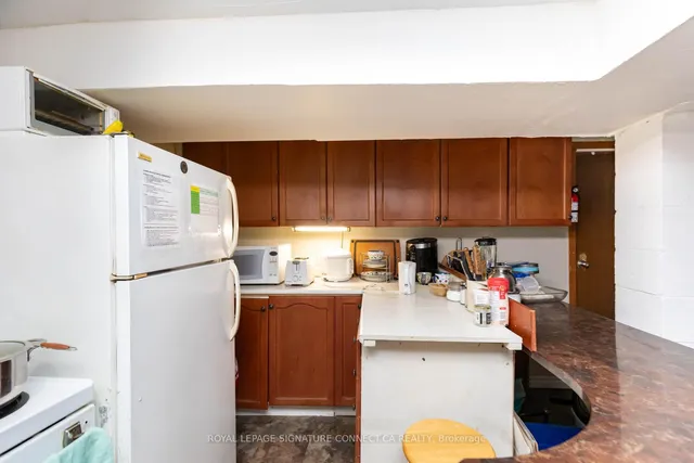 Additional image 11 of 484 Drewry Ave