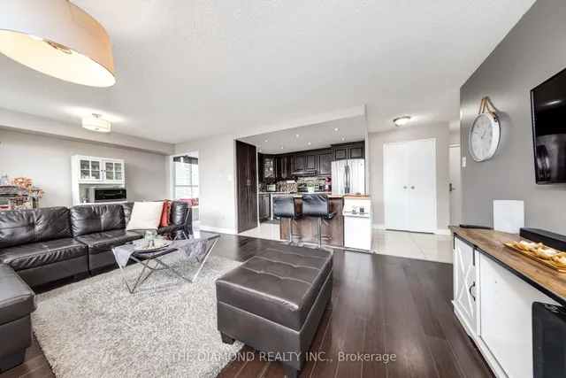 Additional image 4 of 3700 Kaneff Cres Unit 1507