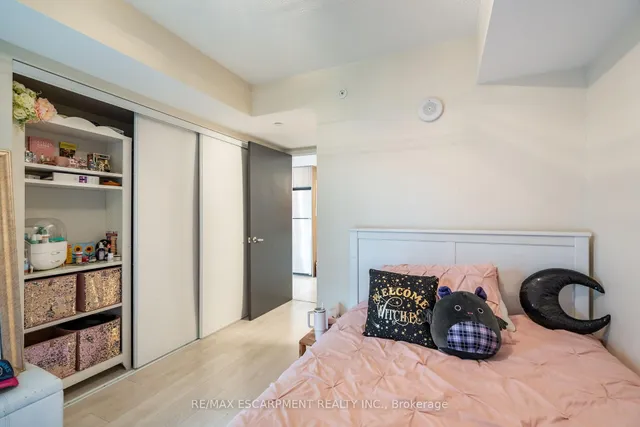 Additional image 19 of 1119 COOKE Blvd Unit B223