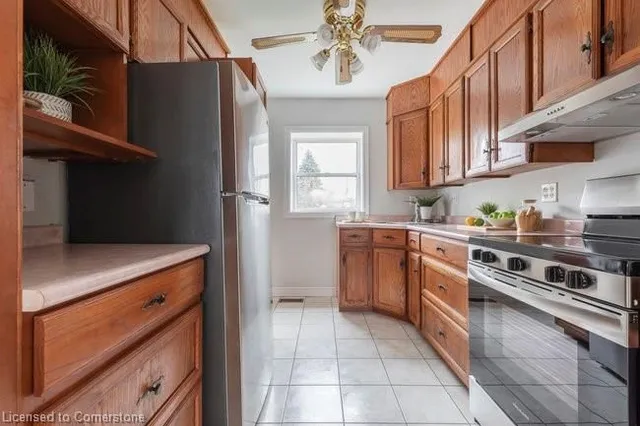 Additional image 12 of 161 East 19th St