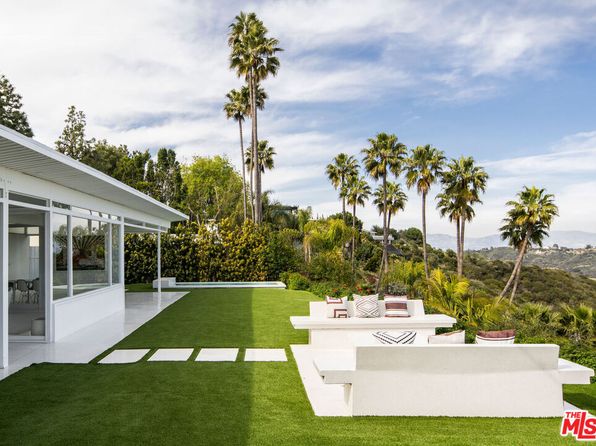 2262 Stradella Rd, Los Angeles, CA 90077