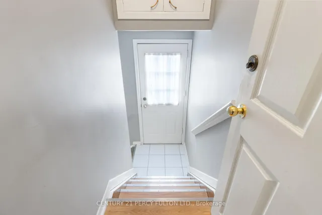 Additional image 27 of 55 Rochman Blvd