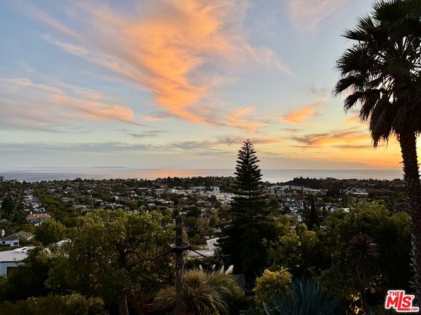 1349 Berea Pl, Pacific Palisades, CA 90272