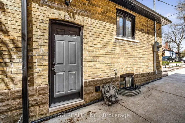 Additional image 35 of 202 Linsmore Cres