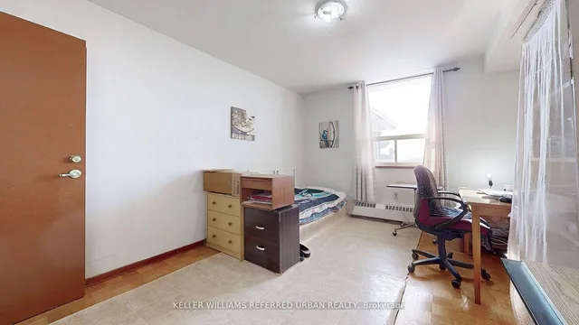 Additional image 18 of 3460 Keele St Unit 921