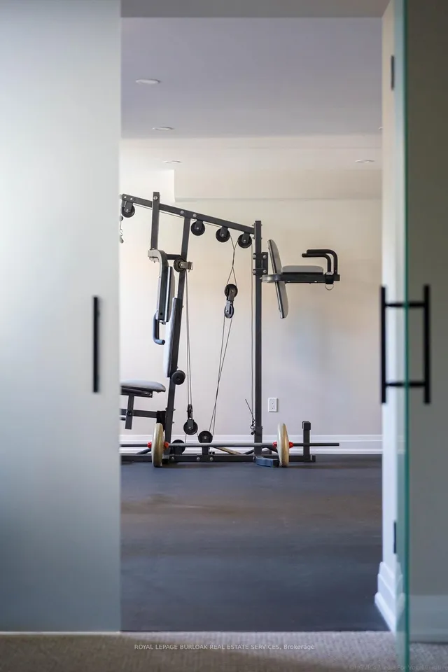 Additional image 36 of 17 Beverlyglen Dr