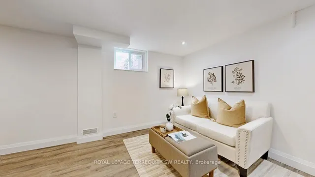 Additional image 24 of 174 Linden Ave