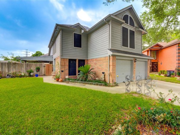 4406 Hidden Trace Ct, Houston, TX 77066