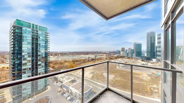 Additional image 14 of 36 Park Lawn Rd Unit 1909