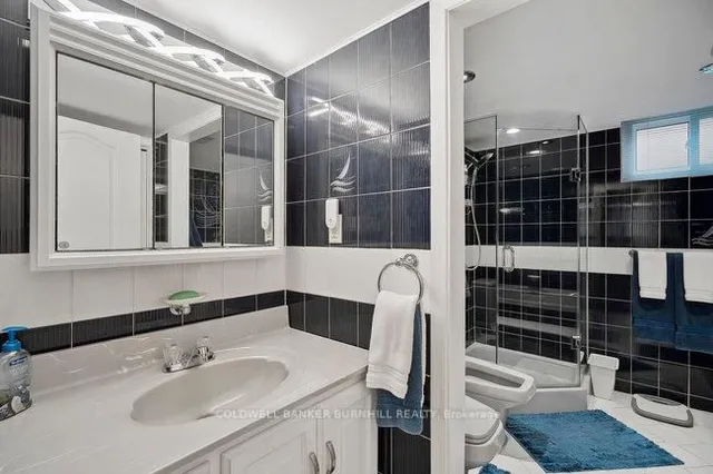 Additional image 37 of 1045 Dowland Cres