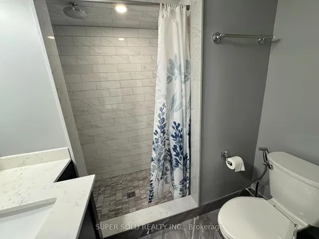 Additional image 31 of 25 Floribunda Cres