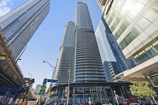 12 York St Unit 3601