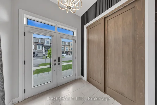 Additional image 3 of 6 Vaudeville Dr