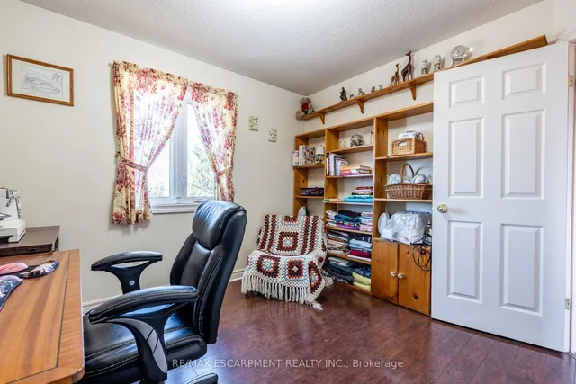 Additional image 30 of 10 Shadowdale Dr