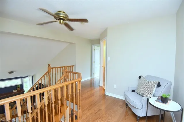 Additional image 38 of 31 Blasdell Crt