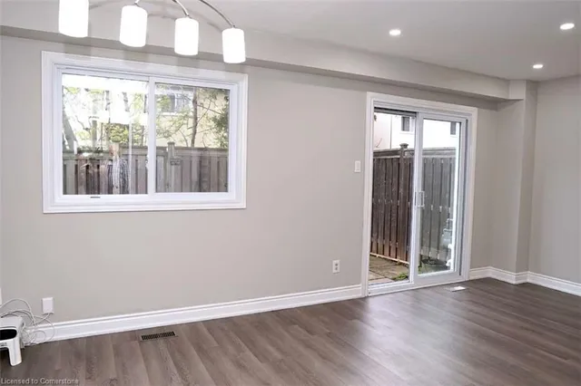 Additional image 8 of 548 Sheraton Rd Unit 40