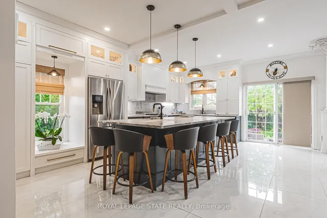 Additional image 5 of 95 Livingstone Dr