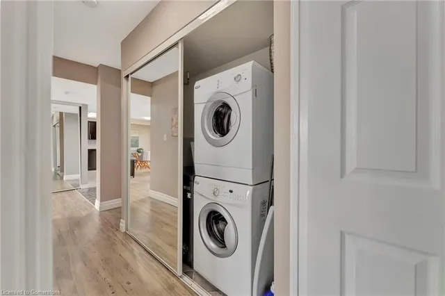 Additional image 15 of 3267 King St Unit 404