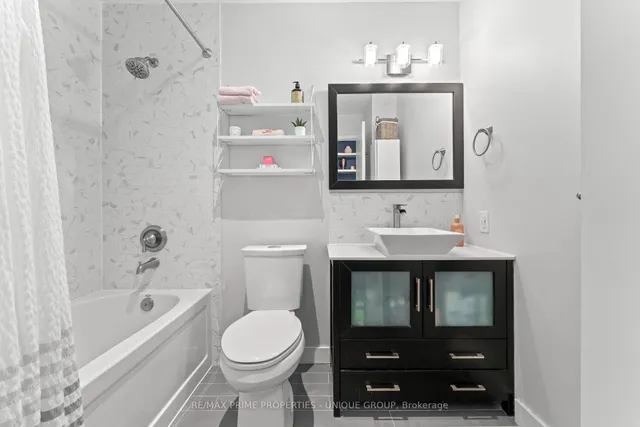 Additional image 25 of 29 Singer Crt Unit 2207