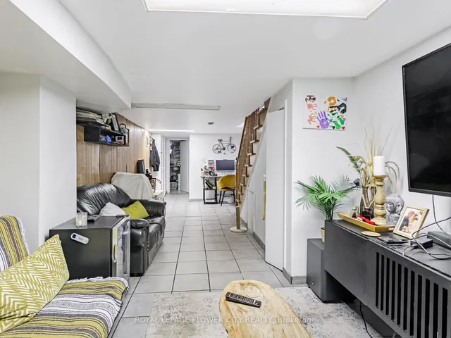 Additional image 20 of 85 Gladstone Ave