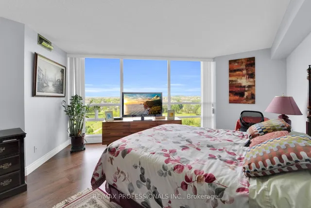 Additional image 38 of 45 Kingsbridge Garden Circ Unit 905