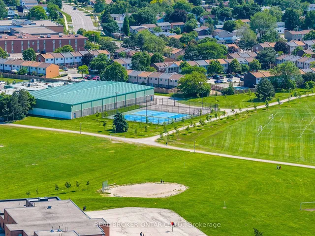 Additional image 42 of 34 Greenbriar Rd