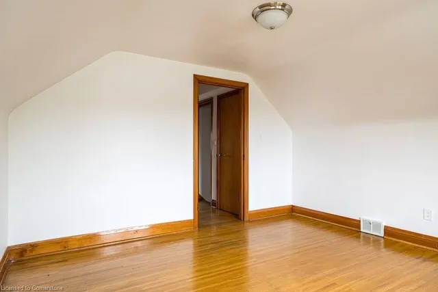 Additional image 42 of 424 Cochrane Rd