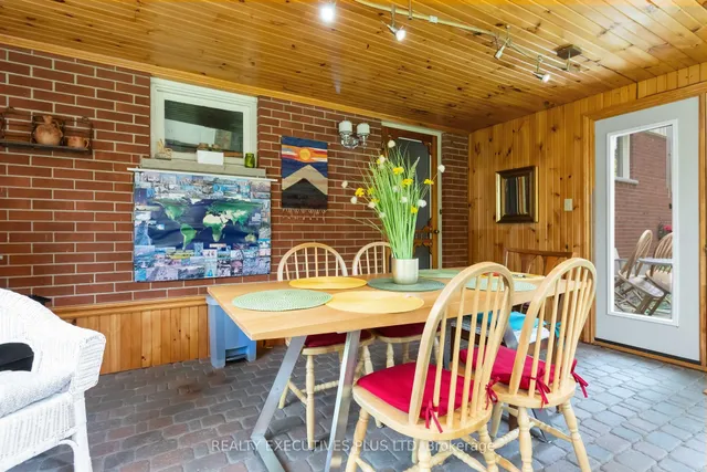 Additional image 42 of 1031 Marley Cres