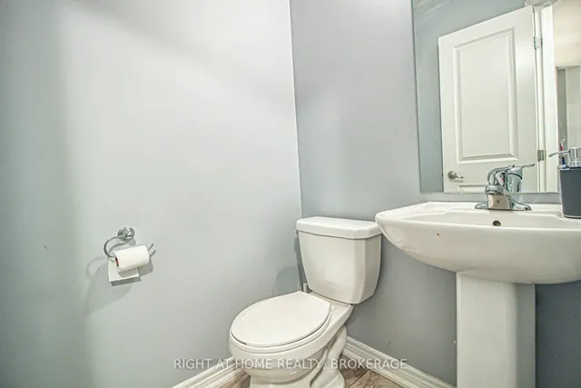 Additional image 10 of 13 Waterview Dr