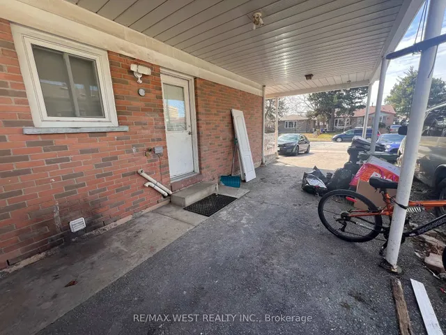 Additional image 3 of 19 Lynmont Rd