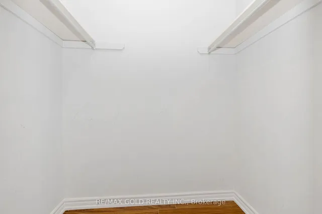 Additional image 18 of 16 Polygon Crt