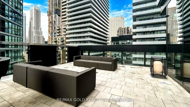 Additional image 36 of 55 Charles St Unit 1310